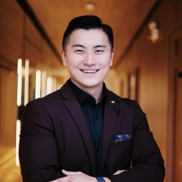 Dr. Eiki Takemura